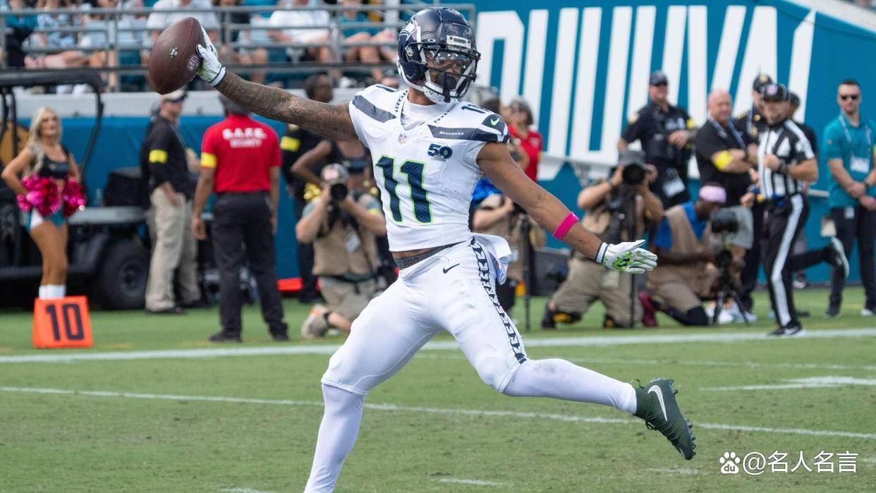 开云app-9周赛罢，NFL十大MVP热门候选：海鹰两将入选，小马跑卫居首