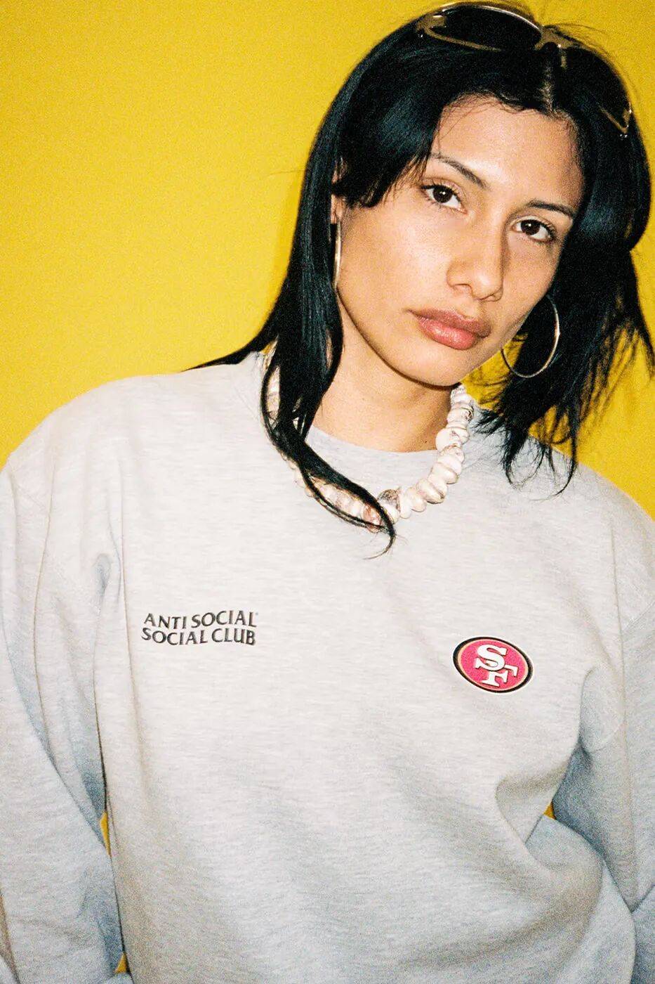 涵盖 32 支 NFL 球队!Anti Social Social Club x NFL 官方联名登场