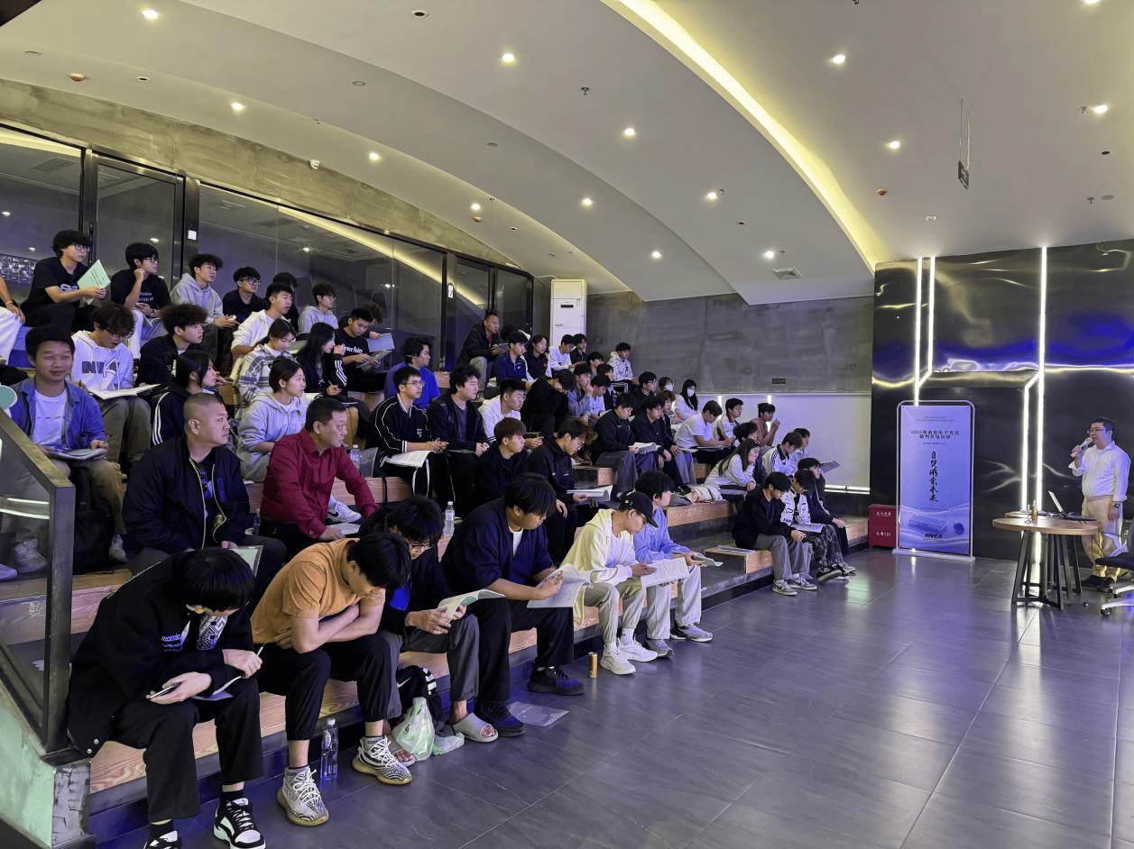 开云-2025海南电競(jìng)裁判员培训班(bān)圆滿(mǎn)结束