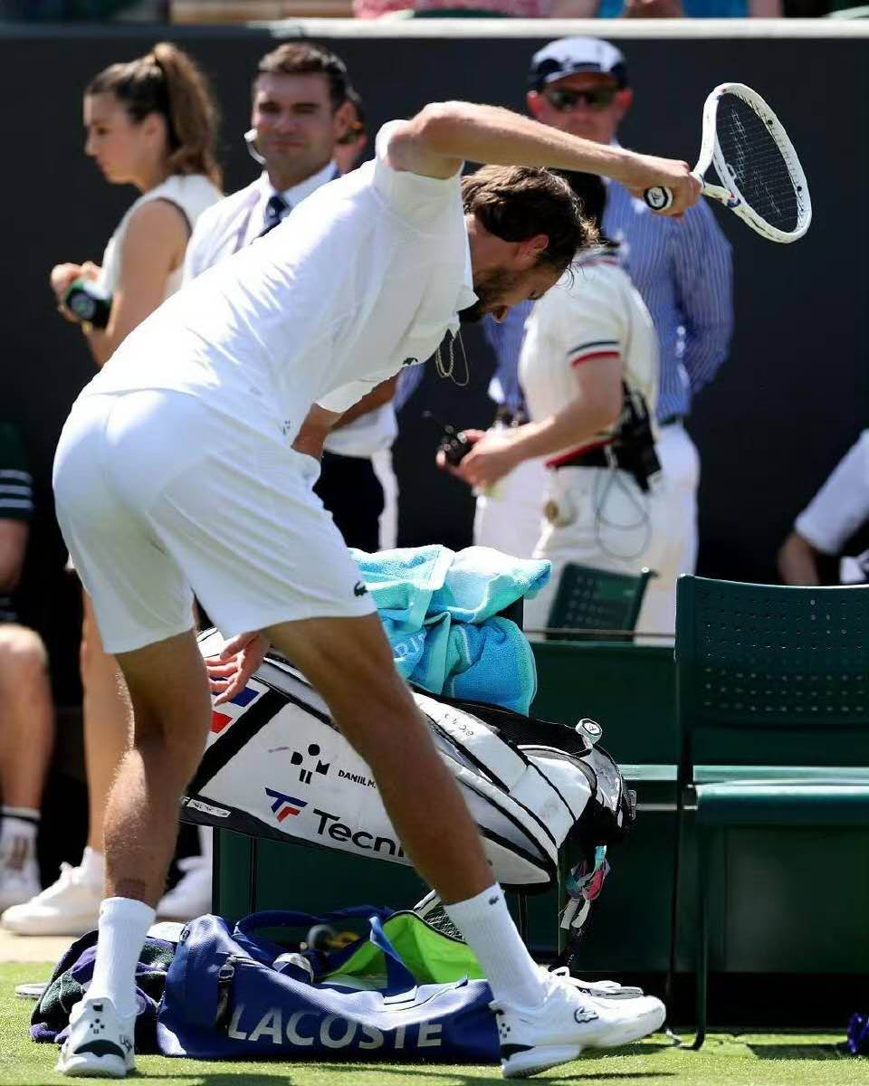 ATP巡回赛五大逆转:福基纳丢双冠如之奈何!