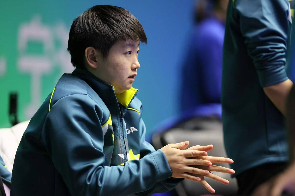 2-3!全运乒乓球巨大争议:何卓佳哭着跟裁判组理论,孙颖莎休战