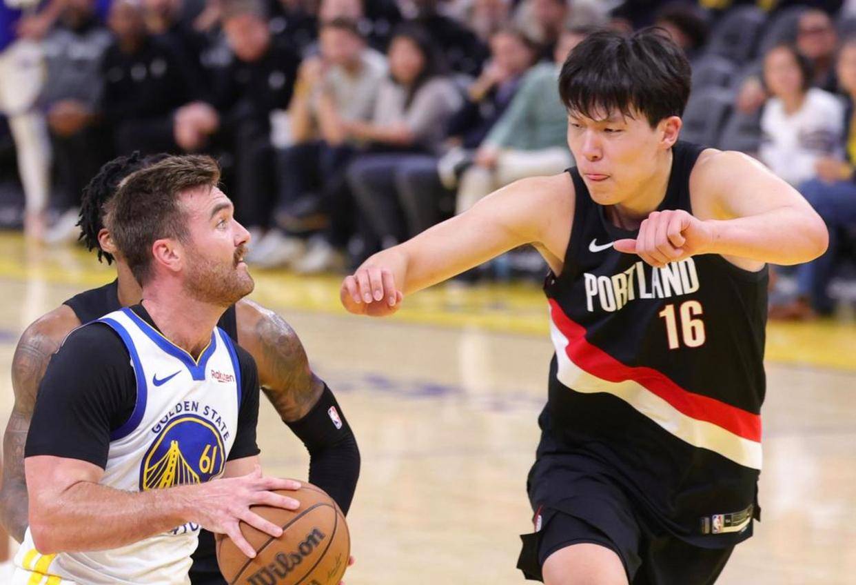 电话打来，库明加当场石化，勇士将他送到了从未联系过的亚特兰大，而那里早已有竞争者等待他